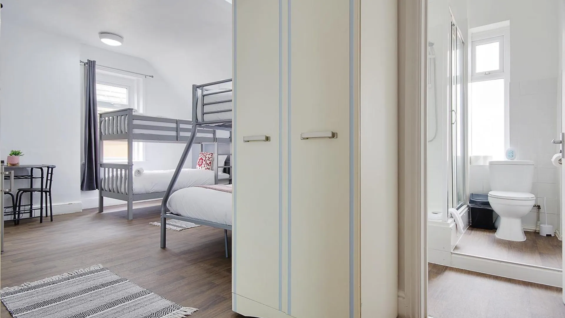 **  Azure Beach Hotel Bornemouth Royaume-Uni